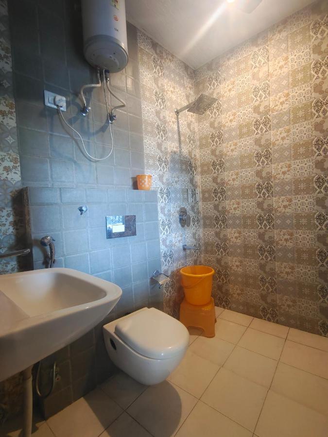 Mountain Zest-Simla Royale Near Mall Road-Free Pickup From Railway Station Simla Exterior photo