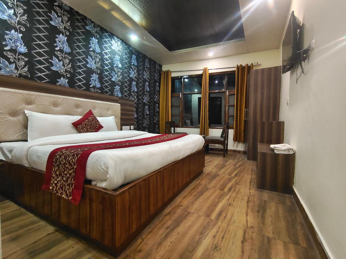 Mountain Zest-Simla Royale Near Mall Road-Free Pickup From Railway Station Simla Exterior photo