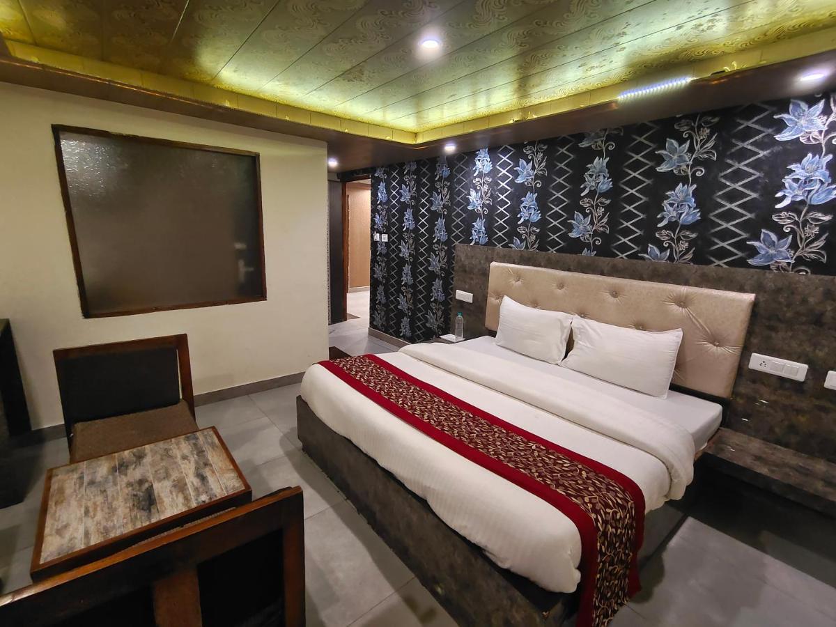 Mountain Zest-Simla Royale Near Mall Road-Free Pickup From Railway Station Simla Exterior photo